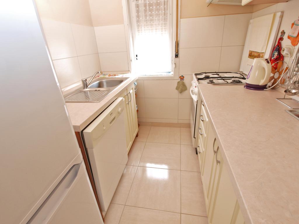 Apartments Ivanka 1056 Pula Bagian luar foto